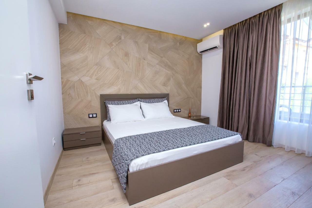 South Place Apartments Санданський Екстер'єр фото